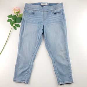 Torrid Light Wash Lean Jean Cropped Jeggings Sz 10